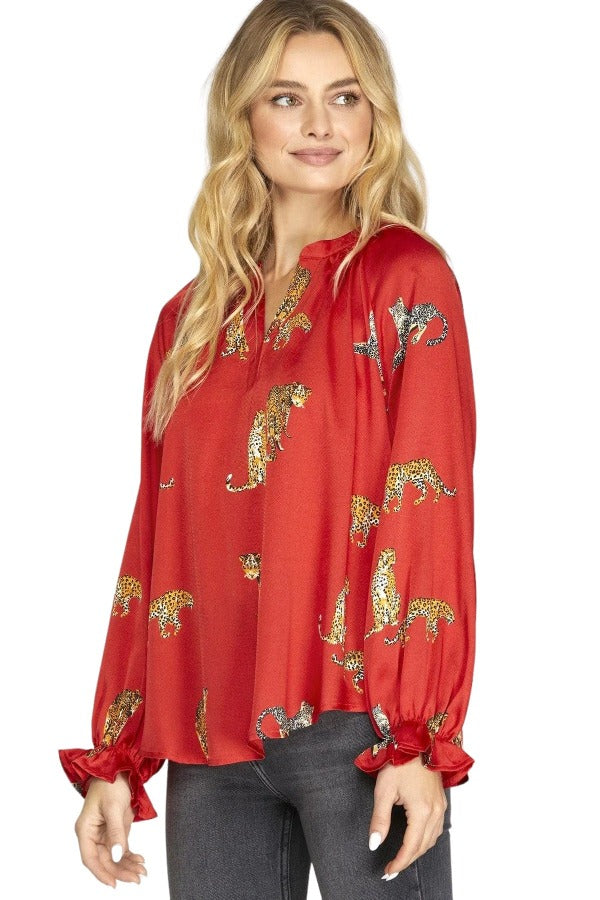 blouse Candence Animal Print Gabby Top in Red She + Sky