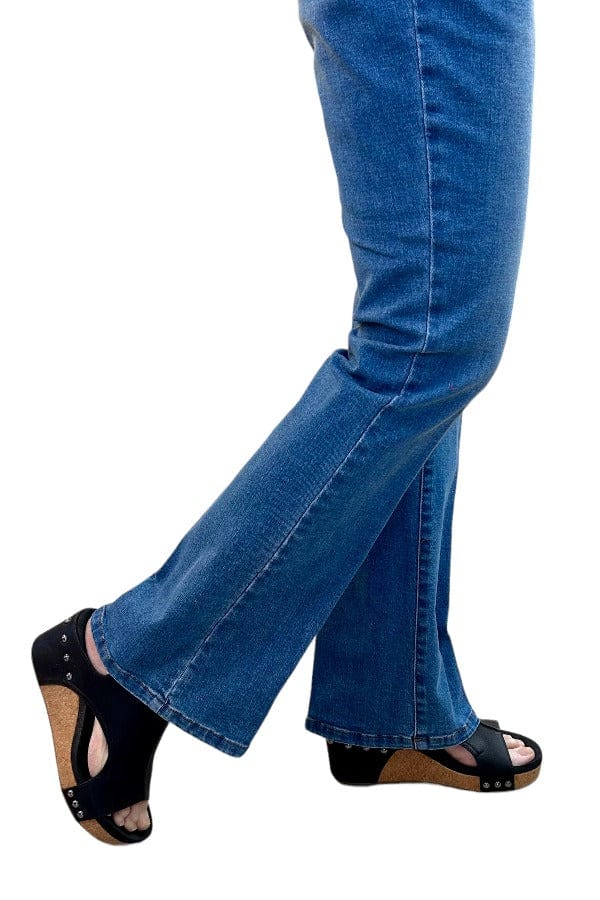 Jeans Slimsations Flare Pull On Jean in Medium Denim Slimsations