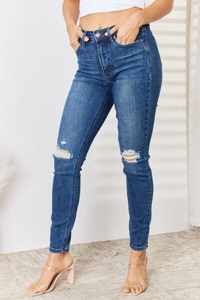 Jeans Judy Blue High Waist Distressed Slim Jeans Dark / 0 Trendsi