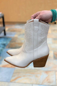 Boots Corkys Rowdy Ankle Boot in Winter White 7 / Winter White Corkys Footwear