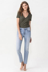 Jeans Lovervet Women's Andrea Midrise Crop Straight Jeans Trendsi