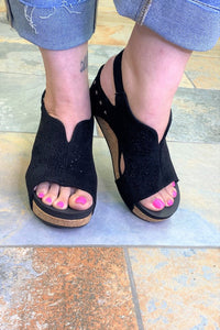 Wedge Sandal Very G Free Fly Wedge Sandal in Black Very G Footwear | All That Glitters